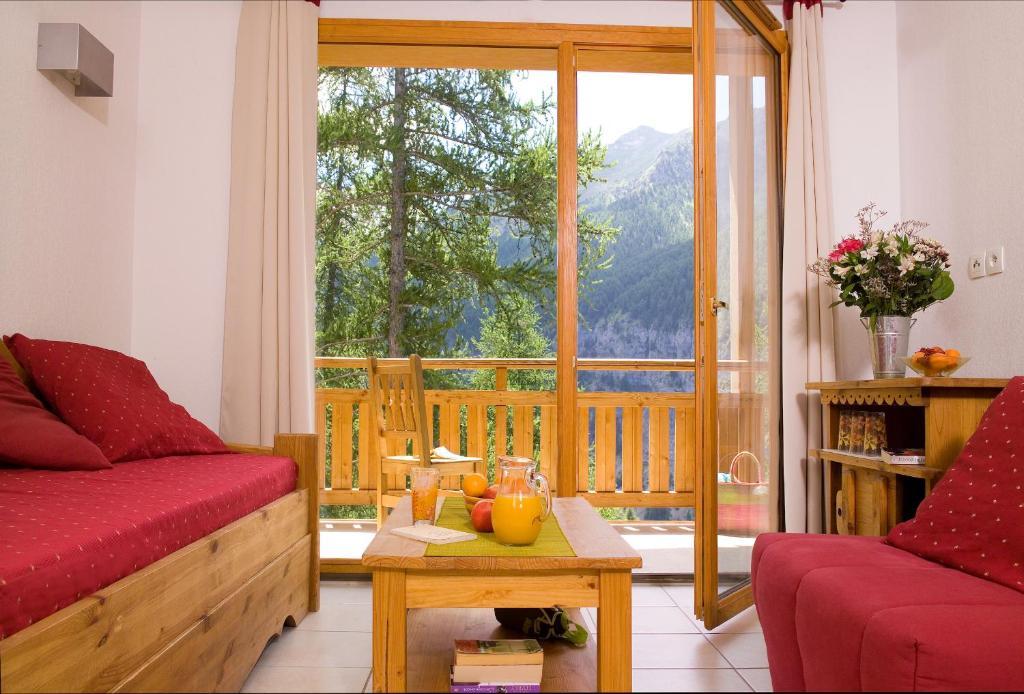 Madame Vacances Residence Le Parc Des Airelles Les Orres Exterior photo