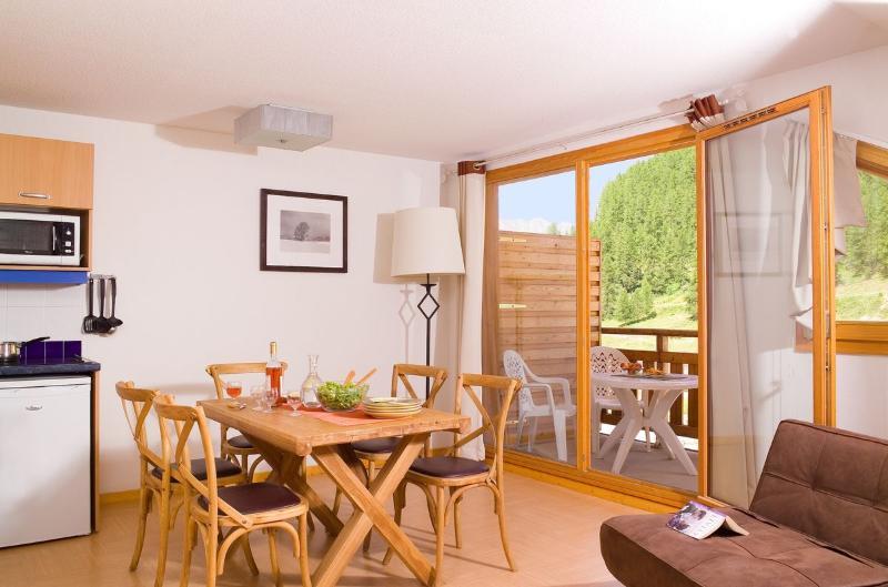 Madame Vacances Residence Le Parc Des Airelles Les Orres Exterior photo