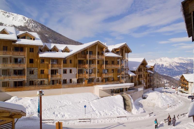Madame Vacances Residence Le Parc Des Airelles Les Orres Exterior photo