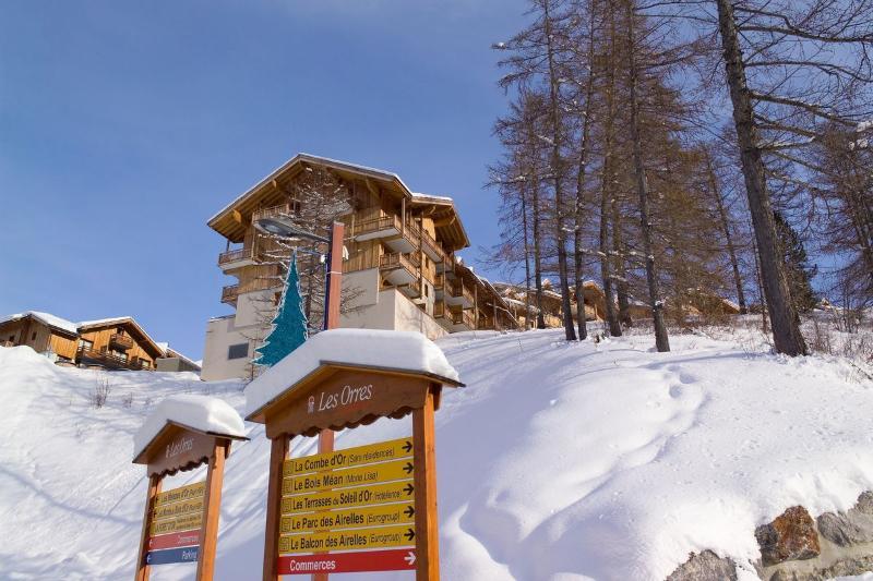 Madame Vacances Residence Le Parc Des Airelles Les Orres Exterior photo