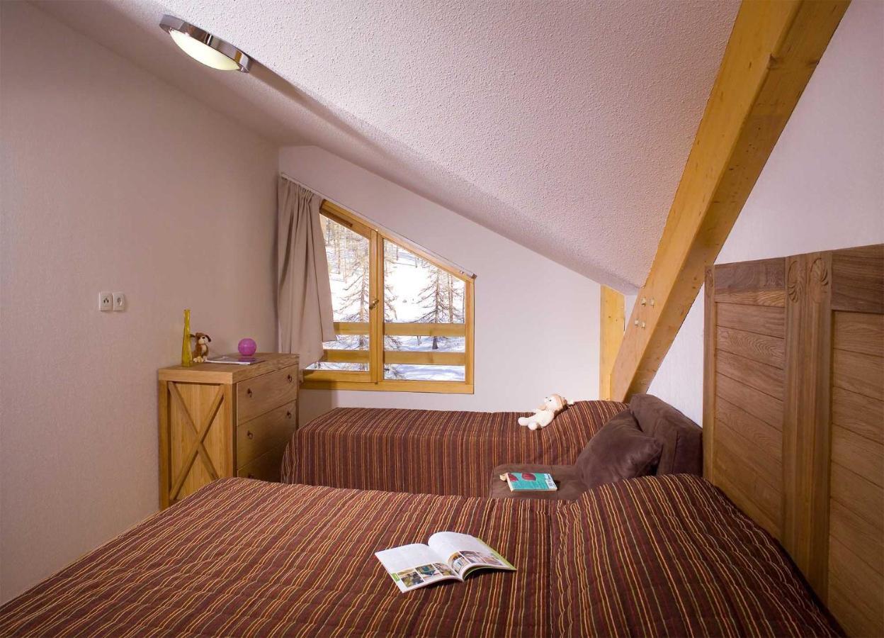 Madame Vacances Residence Le Parc Des Airelles Les Orres Exterior photo
